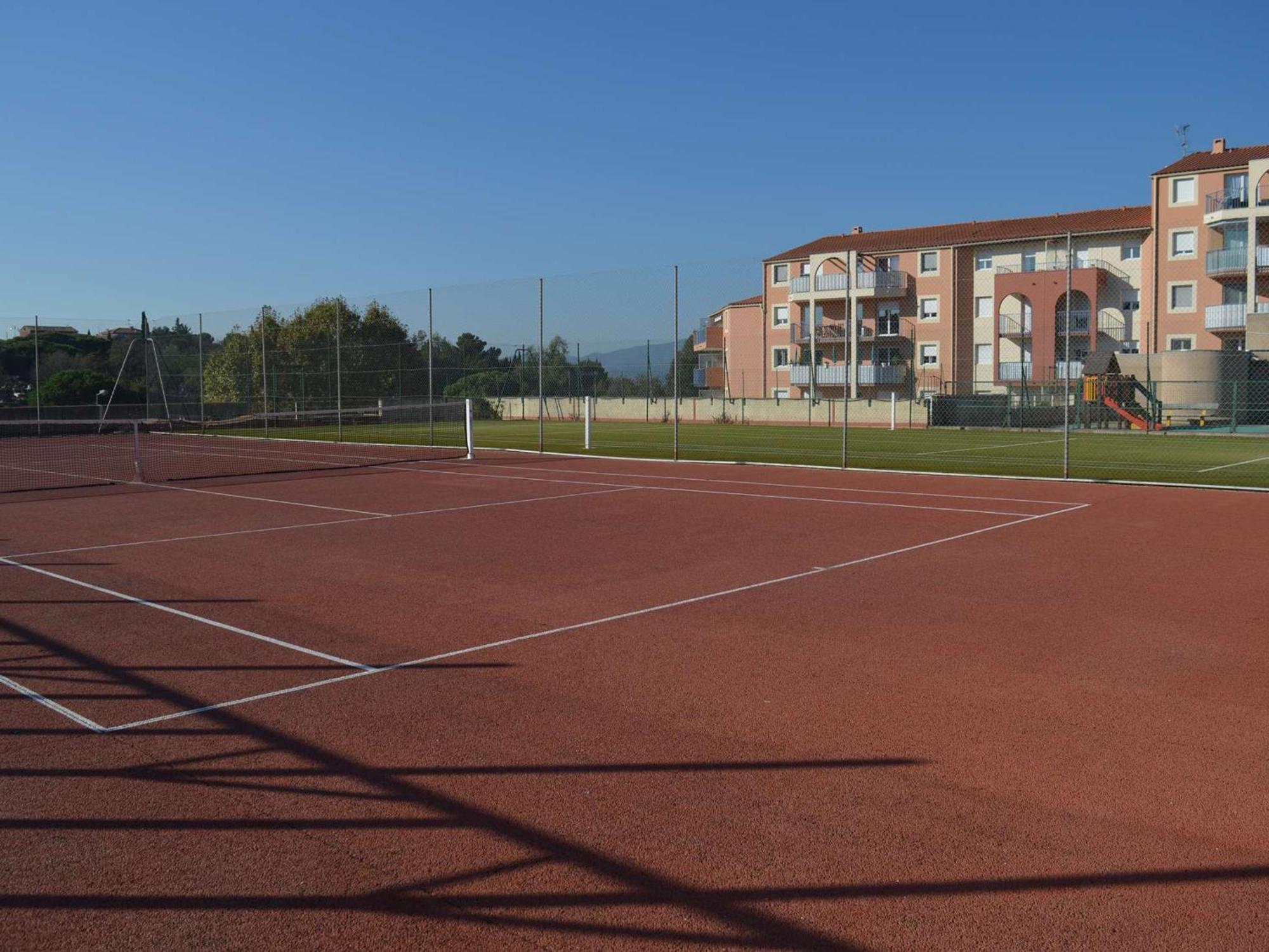 Apartment 2 Pieces, 4 Couchages Avec Piscine, Proche Commerces Et Theatre A - Fr-1-226a-366 Frejus